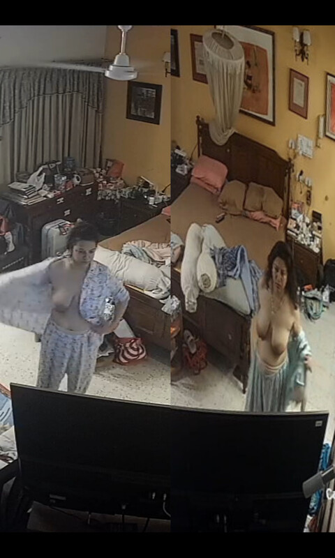 DESI BEAUTIFUL BHABHI DRESS CHANGE AFTER BATH BIG BOOBS & THICK ASS lPCAM CAPTURED 4HD VIDEOS 3rd PART NEW UPDATE