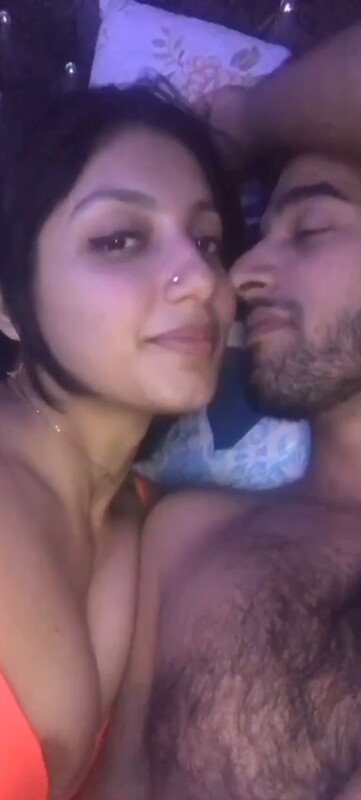Beautiful Sexy Indian Gf With Lover